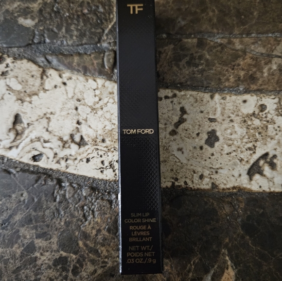 Tom Ford Slim Lip Color Shine 153 Velvet Tux New in box - Picture 4 of 5